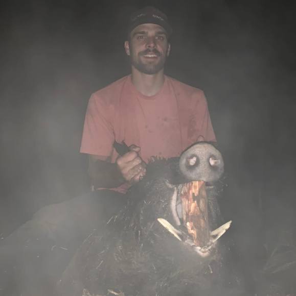 Riley Julian - Poshmark Profile Picture of Riley Julian (@longjohn55) on Poshmark