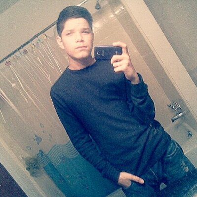 Profile Picture of Zachary Ortiz (@SMDTSH) on Twitter