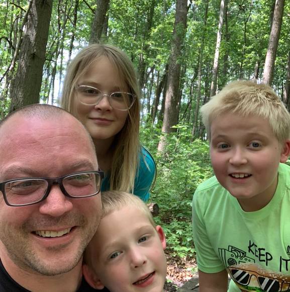 Profile Picture of Scott Leonard (@scottleonard191) on Poshmark