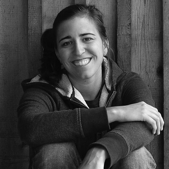 Profile Picture of Amanda Shadowens (@ashadowens) on Poshmark