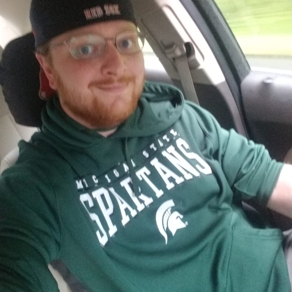 Profile Picture of Kevin Savard (@coolmhr24) on Poshmark