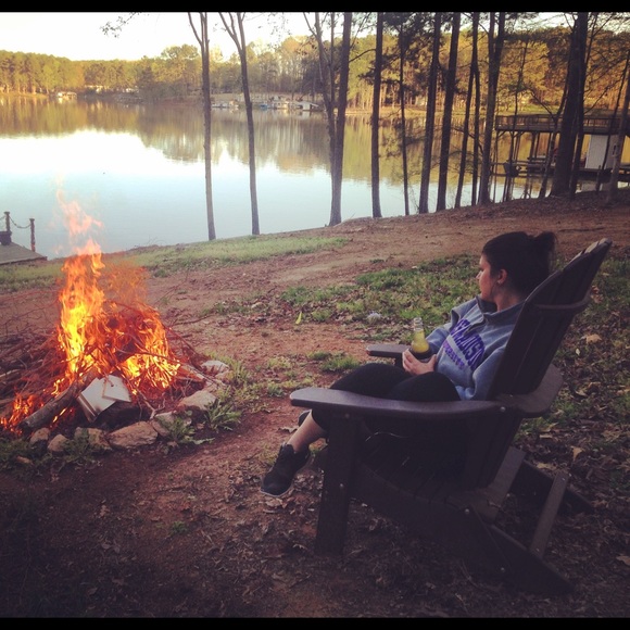 Profile Picture of Janna Marshall (@marshaje) on Poshmark