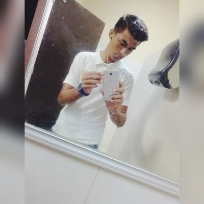 Profile Picture of Bryan Mathe Oh.! (@bryxn_pxndx) on Twitter