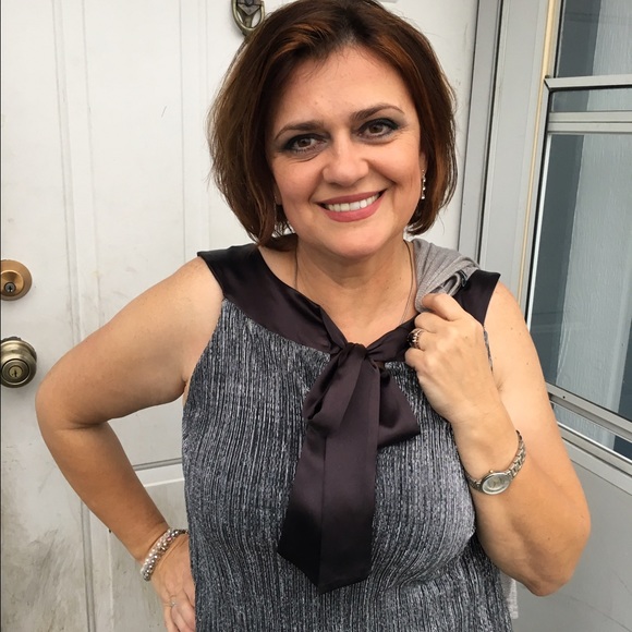 Profile Picture of Lidia Zavoianu (@lzavoianu) on Poshmark