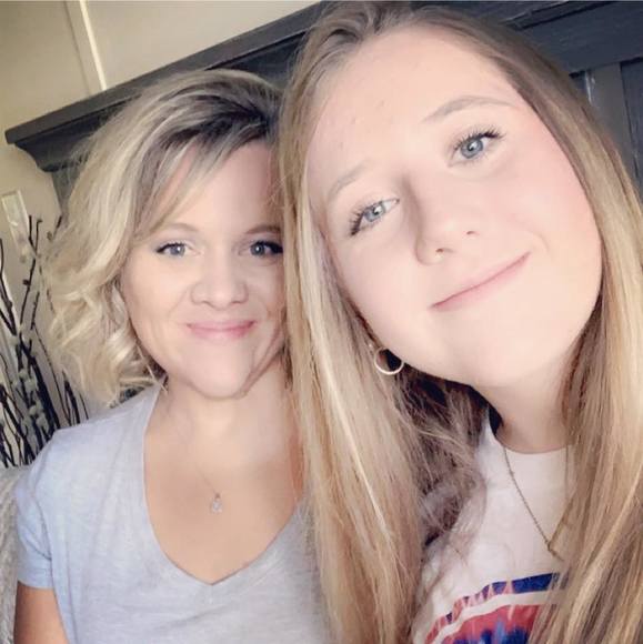 Profile Picture of Amy Cockerill-hampton (@hamfam98) on Poshmark