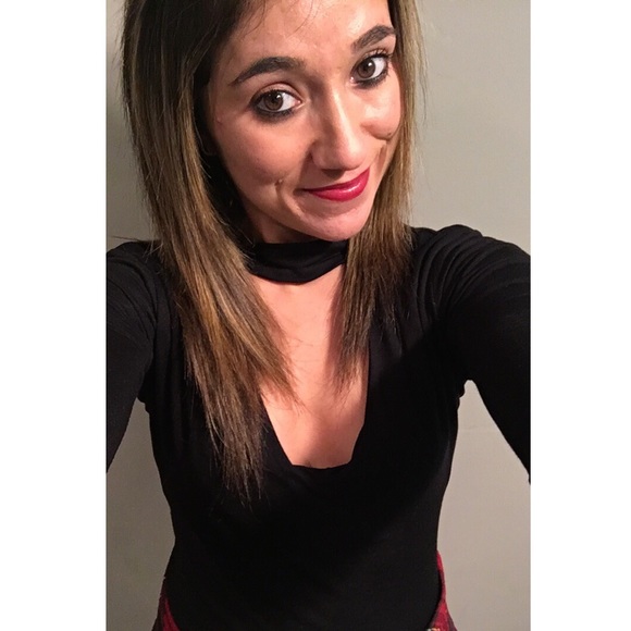 Profile Picture of Amie Cancellieri (@amiec33) on Poshmark