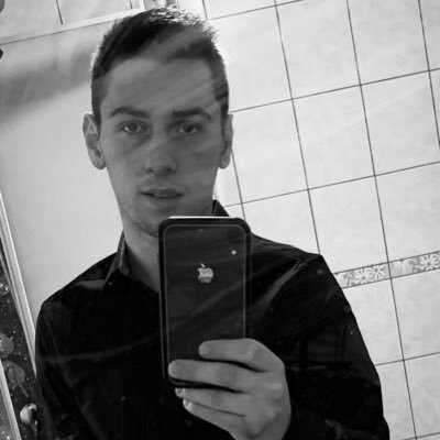 Profile Picture of Christopher Straub (@Christo50532618) on Twitter