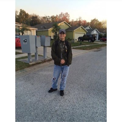 Profile Picture of Cassandra Quesada (@_cassandra_q) on Twitter