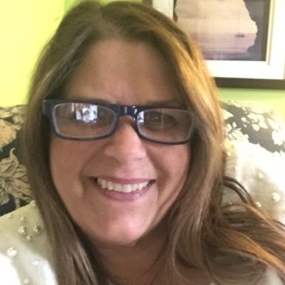 Profile Picture of Lisa Boettcher (@LisaBoettcher8) on Twitter