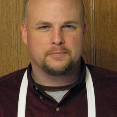 Profile Picture of Chip Crook (@DuckhuntinDawg) on Twitter