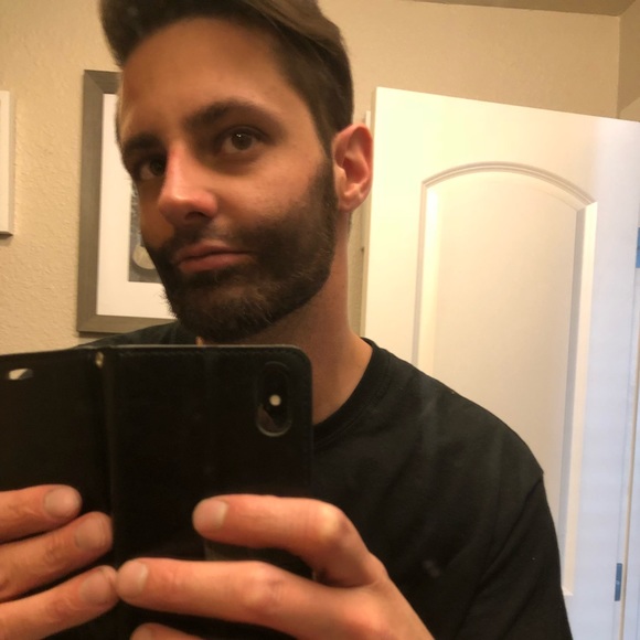 Aspen Eckiss - Poshmark Profile Picture of Aspen Eckiss (@aeckiss90) on Poshmark