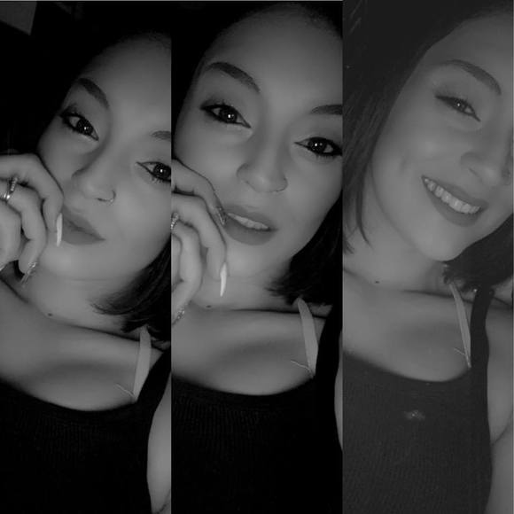 Profile Picture of Shaye Meyerhoffer (@harrold_shaye) on Poshmark