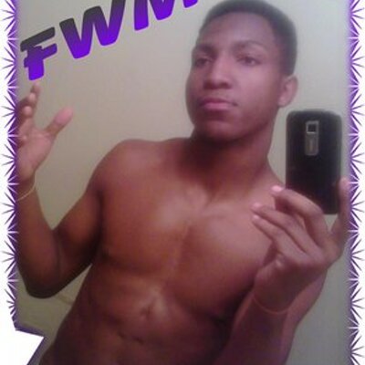 Profile Picture of PRESTON DENNIS (@YOUNGP_21) on Twitter