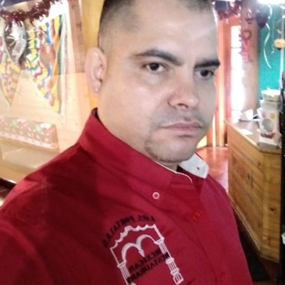 Profile Picture of Heriberto Fuentes angel (@heribertofue528) on Poshmark