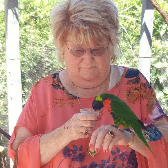 Profile Picture of Sandy Walters (@sandywalters) on Poshmark