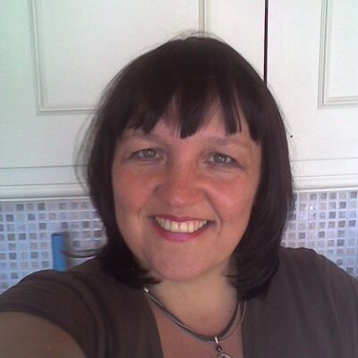 Profile Picture of Alison Hollins (@alibobs69) on Twitter