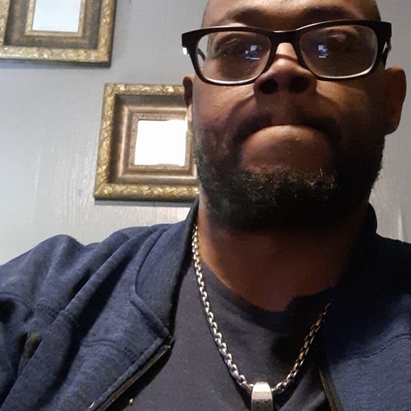 Profile Picture of Byron Hicks (@littletimer) on Poshmark