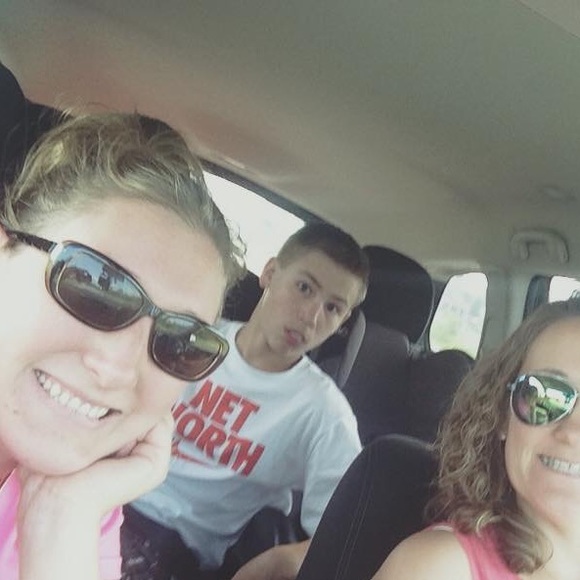 Profile Picture of Grant Decker (@gman1323) on Poshmark