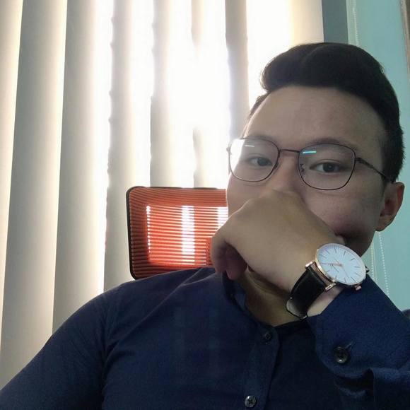Profile Picture of Alvis Trường (@chieubanbanh) on Poshmark
