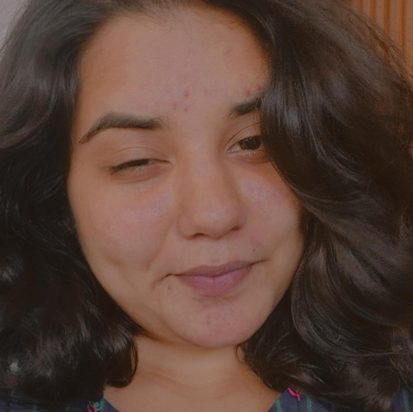 Profile Picture of Trusha Shah (@trushah) on Poshmark