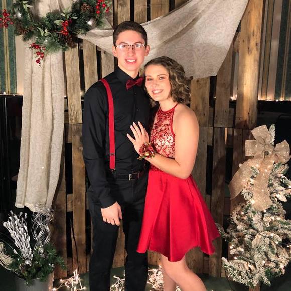 Profile Picture of John Miskinis (@miskinisjo) on Poshmark