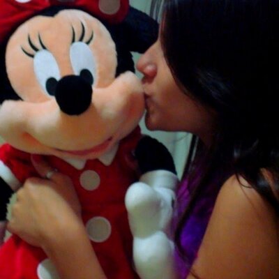 Profile Picture of Jhenny (@IheartBeadles10) on Twitter