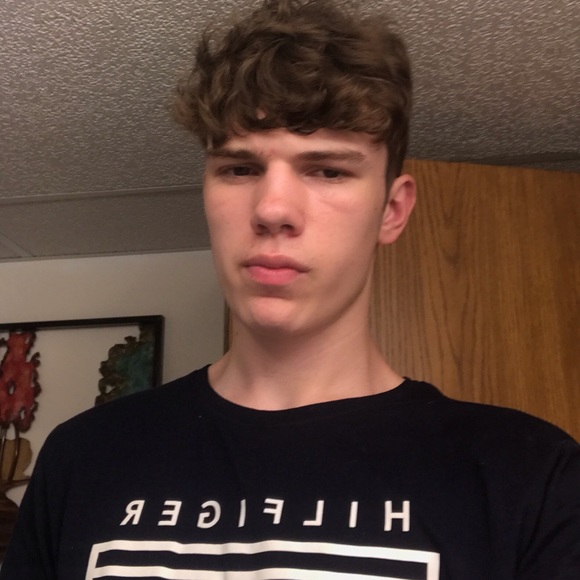 Profile Picture of Caleb Schlaak (@21cschlaak) on Poshmark