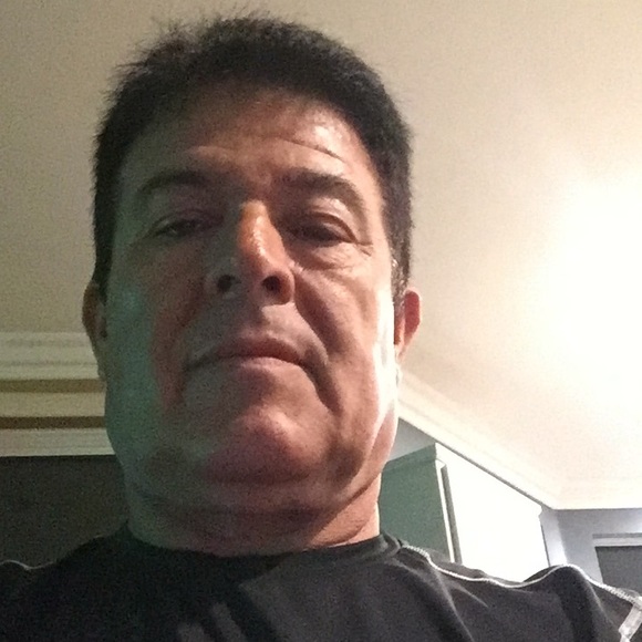 Profile Picture of Guillermo Nieves (@2306marysa) on Poshmark