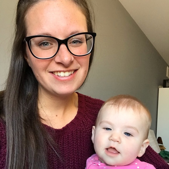 Kim Marchand - Poshmark Profile Picture of Kim Marchand (@kmarch19) on Poshmark