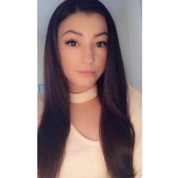 Profile Picture of Erin Mcdevitt (@erinmcdevitt676) on Poshmark