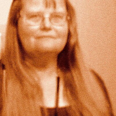 Profile Picture of Sherry Moe (@merny11) on Twitter