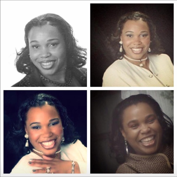 Profile Picture of Chandra Smith (@charlzetta) on Poshmark