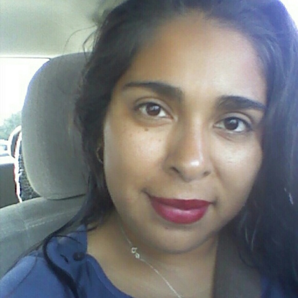 Profile Picture of Adelaida Hernandez (@laida) on Poshmark