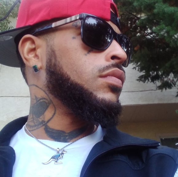 Profile Picture of Bryan Batts (@reccitroscoe86) on Poshmark