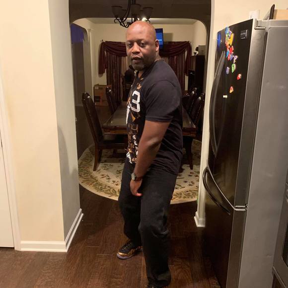 Shaun Stanley - Poshmark Profile Picture of Shaun Stanley (@silkk4prez2000) on Poshmark