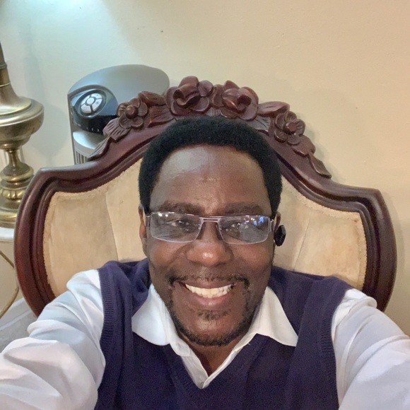 Profile Picture of Kenneth Ross (@dreammaker731) on Poshmark