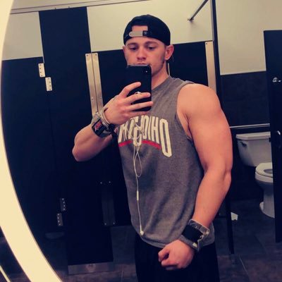 Profile Picture of Austin Hopper (@Ahopper_22) on Twitter