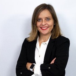 Profile Picture of Cecilia Díaz (@Ceciliadiazmart) on Twitter