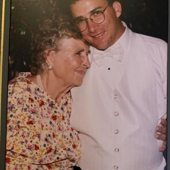 Profile Picture of David Nichols (@nicholsdavid) on Poshmark