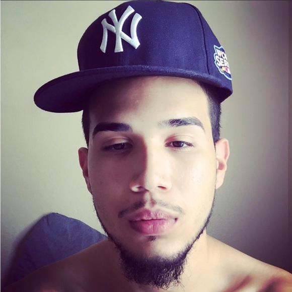 Profile Picture of Justin Vidal (@justin_vidal) on Poshmark