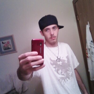 Profile Picture of Steve Mierzejewski (@xpimpin83x) on Twitter