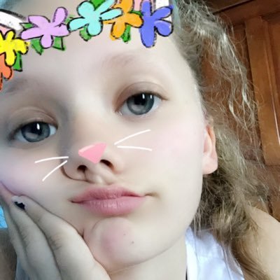 Profile Picture of Jessica Christensen (@jessie_12_apple) on Twitter