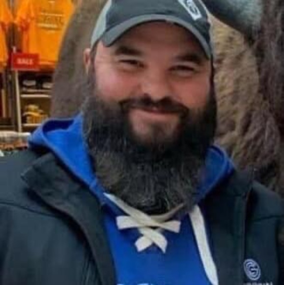 Tresia Entzi - Poshmark Profile Picture of Tresia Entzi (@nztresia) on Poshmark