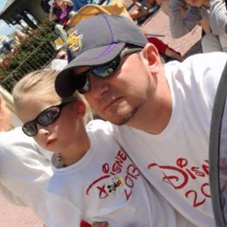 Profile Picture of Stacie Blevins (@tomstacie.blevins) on Facebook