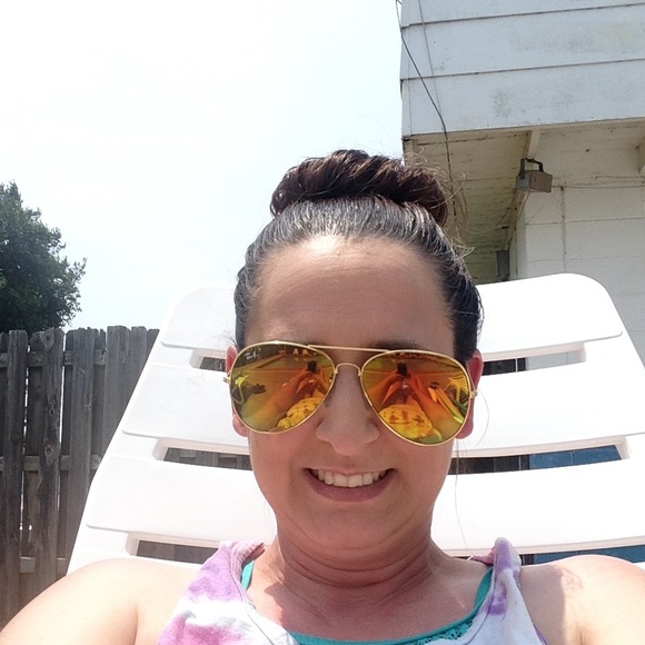 Profile Picture of Shawnna Riggs (@shawnnariggs) on Poshmark