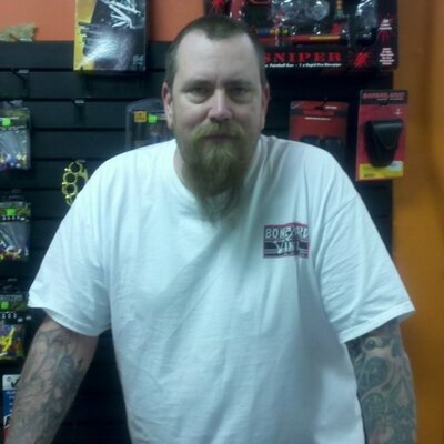 Profile Picture of Sean Hannam (@Boneyardstuff) on Twitter