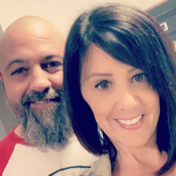 Profile Picture of Beth Arcuni (@ehowell3) on Poshmark