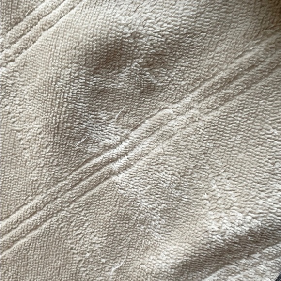 Profile Picture of Tyler Stiles (@tstyl1950) on Poshmark