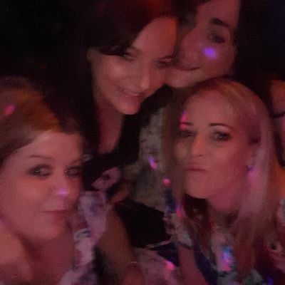 Profile Picture of Elizabeth Morrissey (@Elizabe92887081) on Twitter