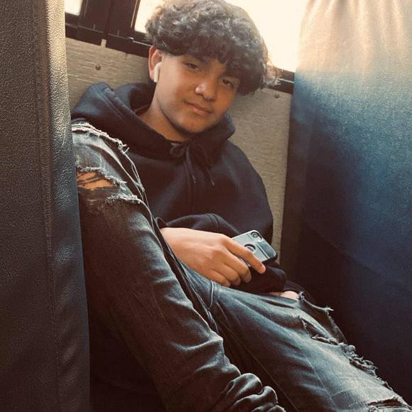 Profile Picture of Luis Mayen (@luismayen) on Poshmark